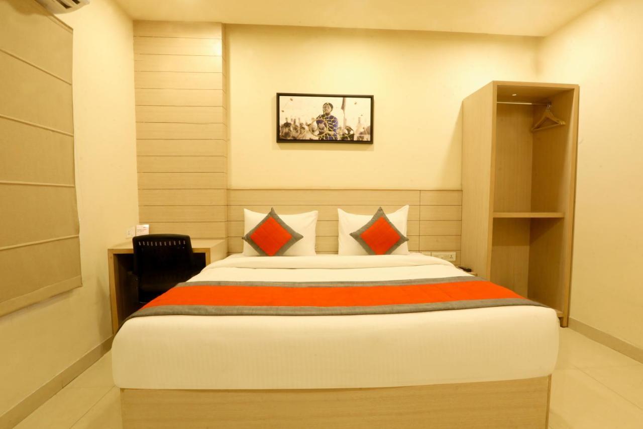 Sagar Hotel Just 5 Min From Golden Temple Амритсар Экстерьер фото
