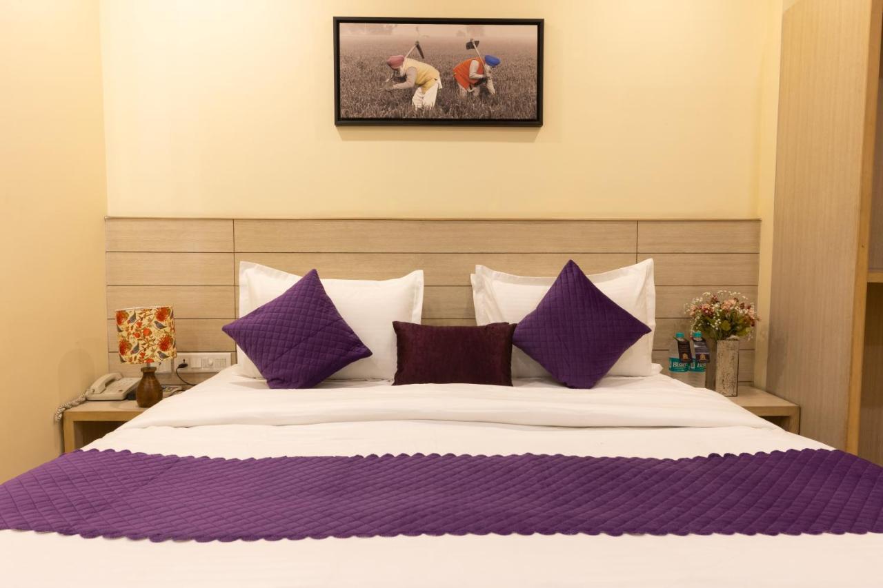 Sagar Hotel Just 5 Min From Golden Temple Амритсар Экстерьер фото